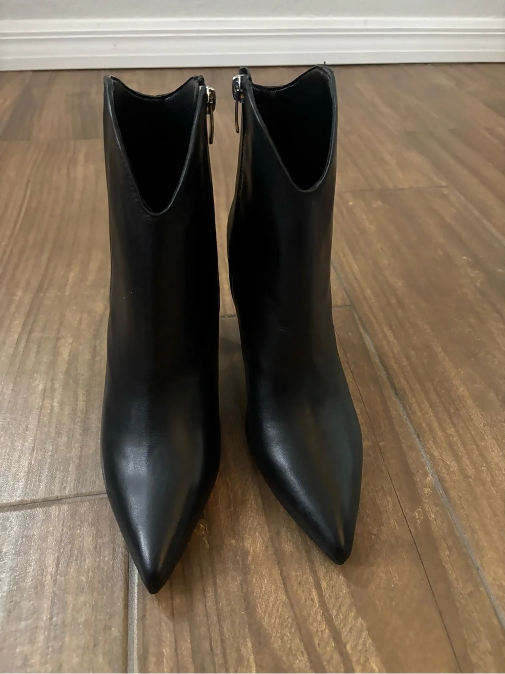 Nine West GHOST Black Leather Pointed Toe Ankle Boot Bootie Block Heel